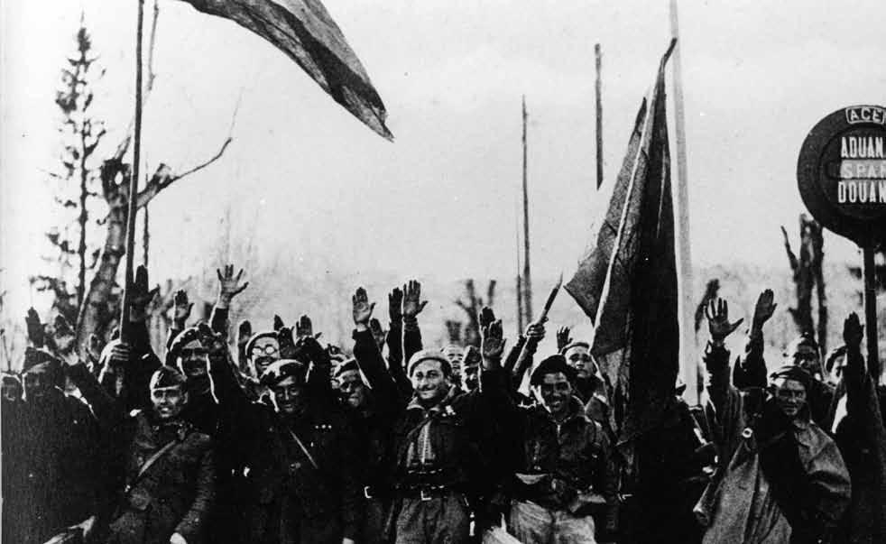 42 Frontera franco-espanyola, febrer de 1939 L arribada alegre dels militars rebels a la República... Heus ací uns exemples cenyits als anys de la República en pau (abril 1931 juliol 1936).