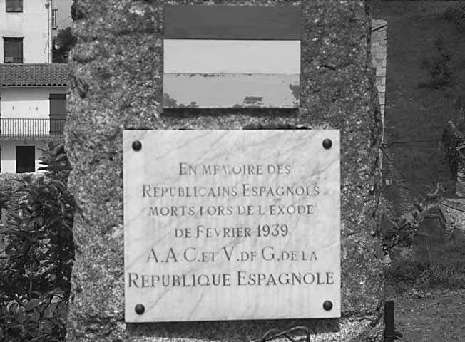 Prats de Molló Memorial dels republicans morts a l exili, al cementiri de Prats de Molló.