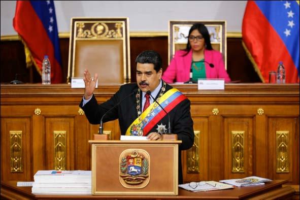 4 Nicolás Maduro no presentó su Memoria y Cuenta anual El 15 de enero de, Nicolás Maduro presentó su Memoria y Cuenta ante la Constituyente y no ante la Asamblea Nacional.