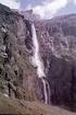Cascada de Gavarnie Gavarnie, Hautes Pyrénées La caída de agua más alta de Europa