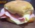 PA PICAR SAN GUCHITO DE JAMÓN En pan casero con jamón, lechuga, tomate y mayonesa $3,21