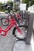 Que el sistema de bicicletas de Alquiler se ha extendido en numerosas ciudades de América como de Europa en tanto medio de transporte urbano masivo.
